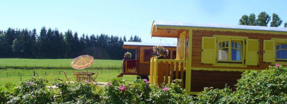 Les Roulottes De La Ferme Des Chanaux Saint-Julien-d'Ance Exterior photo